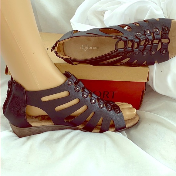 Sears iComfort Women's Black Zippered-Heel Gladiator Sandals - Picture 2 of 6